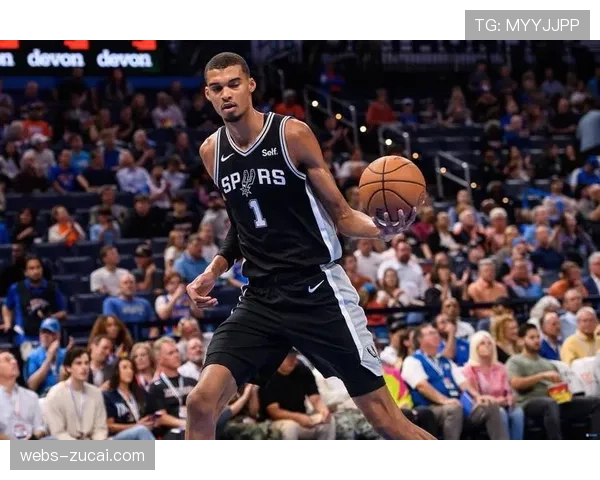 文班亚马攻防一体属性 使马刺比赛风格发生根本转变